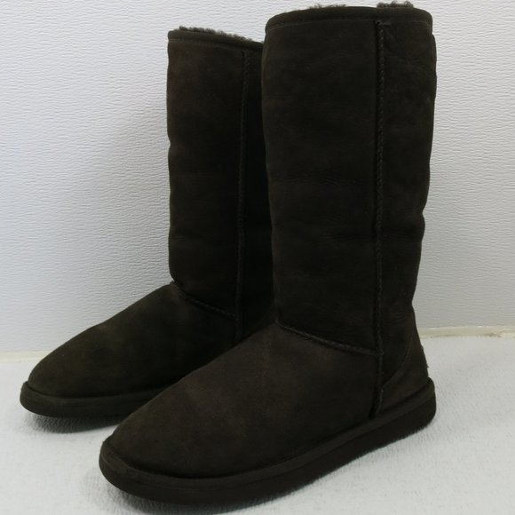 UGG #5815 Classic Tall Brown Boot Australia Women's Footwear 8 - Picture 1 of 6